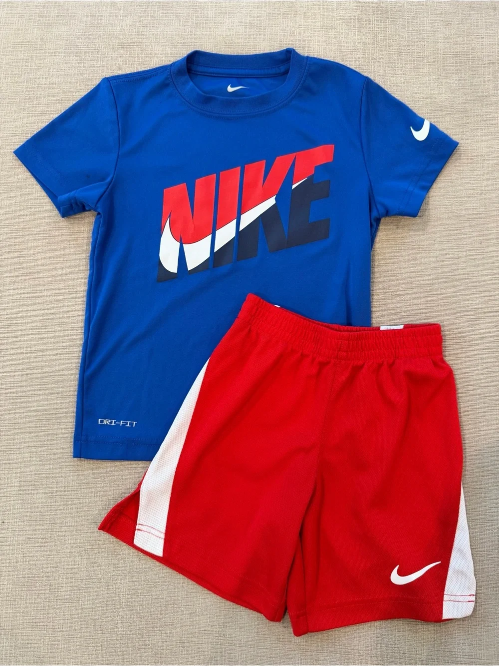 Boys Nike Dri-FIT Performance Set - Size 5